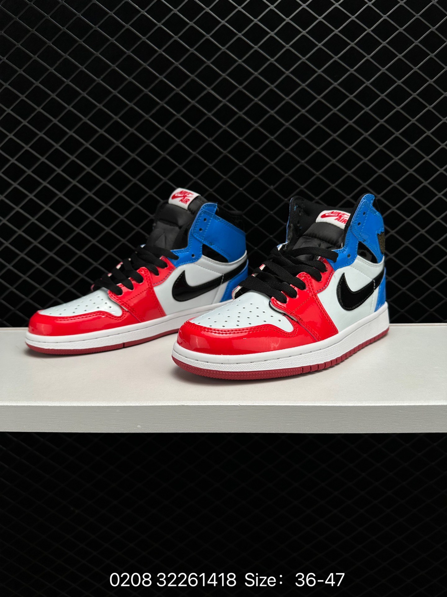 Nike Air Jordan 1 Retro Mid OG 